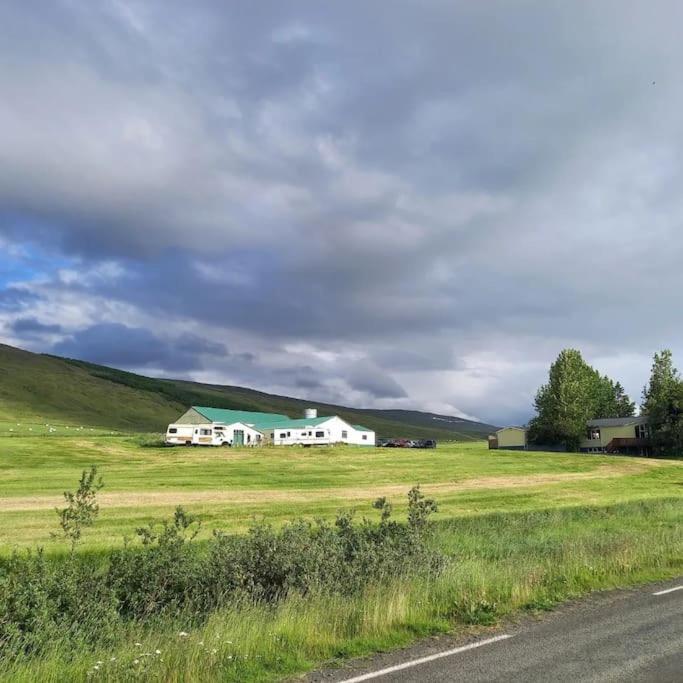 Þorsmoerk Farm 12 Min From Akureyri Apartment Svalbarthseyri Exterior photo